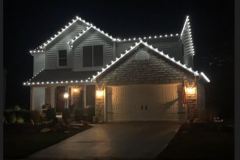 Residential residential Christmas light installation-7